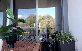 Lux 2 Bed 2 Bath Secure Parking Apartment In The Heart Of Dickson, Canberra